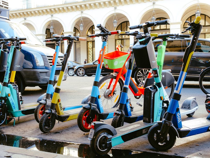 Şehre ait scooter paylaşım noktalarında kullanıcılar