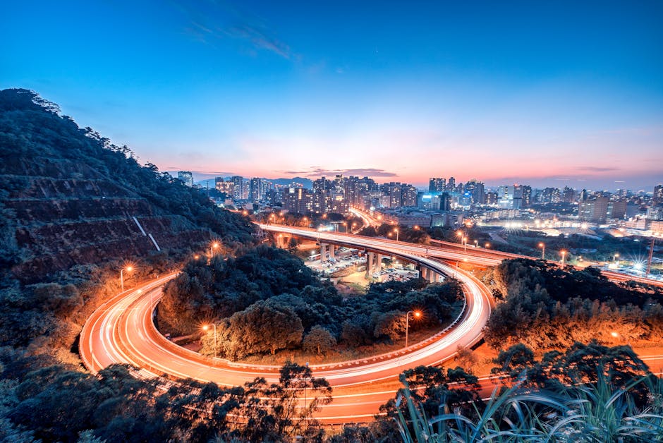 Şehir içi trafik üzerinde ETA planlaması yapan sürücü