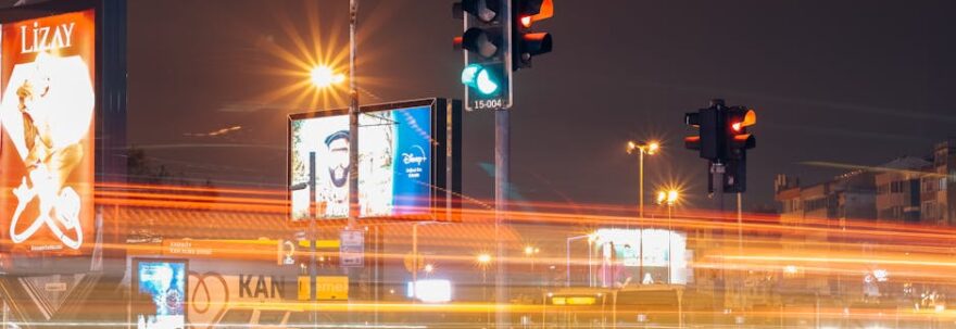 Gerçek Zamanlı ETA Entegrasyonu: Trafik Işıklarıyla Şehir İçi
