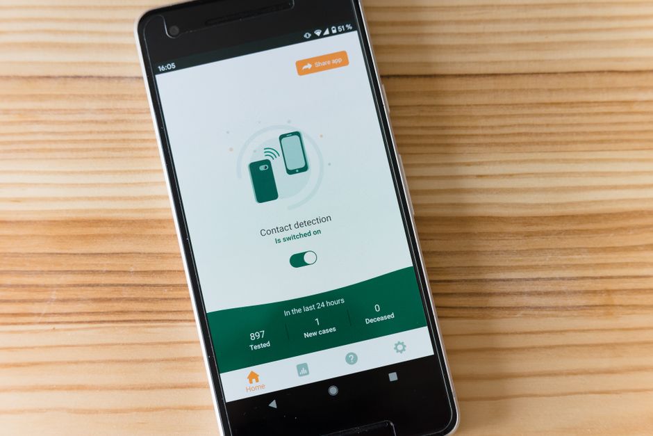 Etkinlikte katılımcı telefonunda canlı ETA bildirimi görüntüleniyor